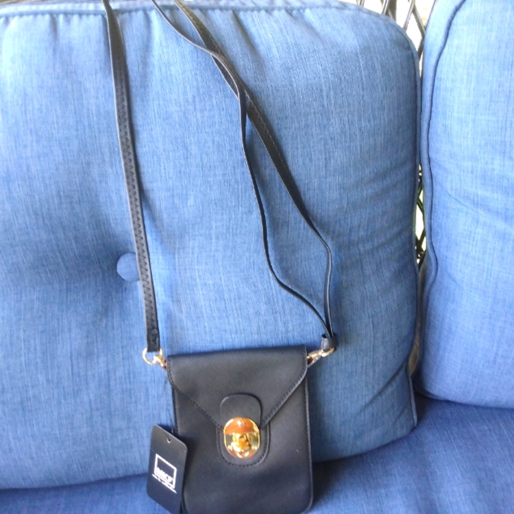 Mia k Collection crossover phone purse